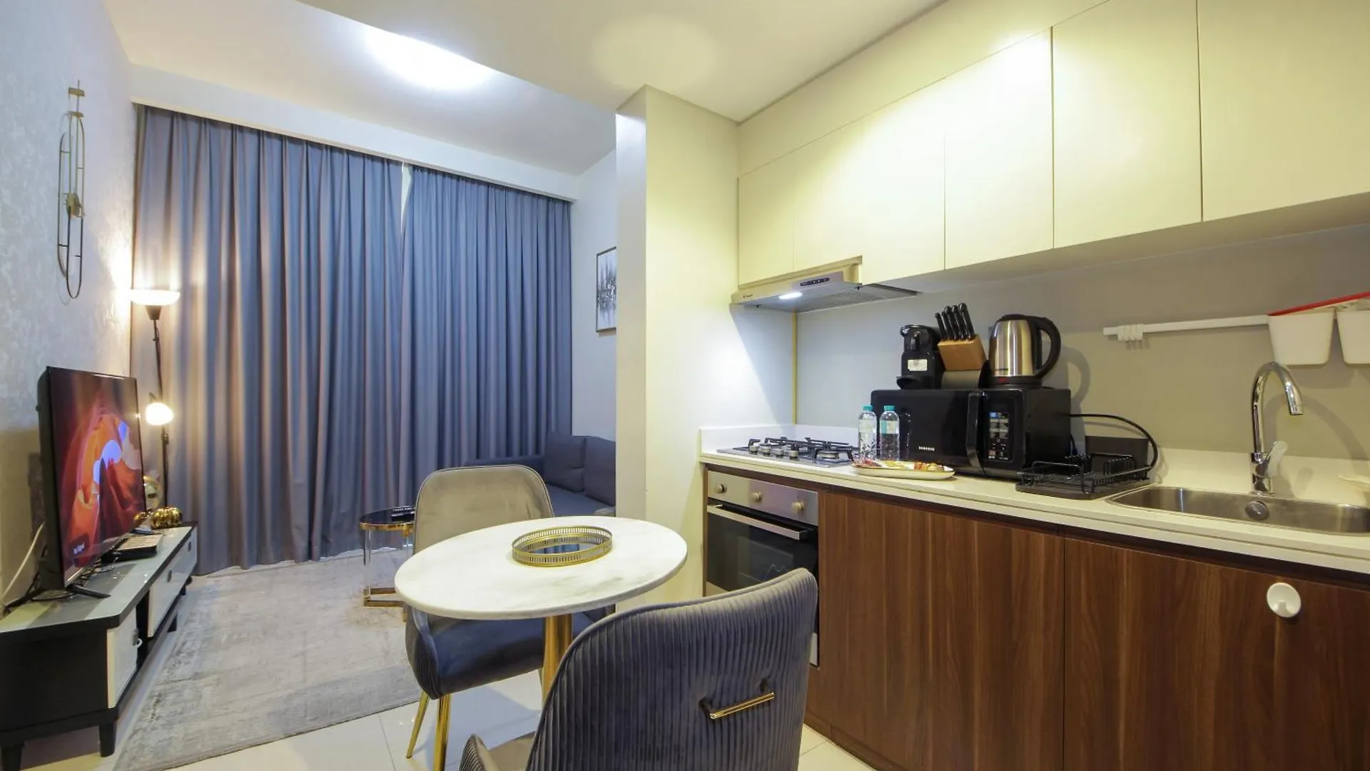 Cozy 1Bhk In Damac Vera - Business Bay Dubai United Arab Emirates